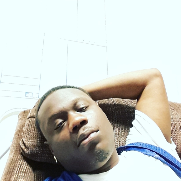 Meet your Posher, Andre - Picture 1 of 1